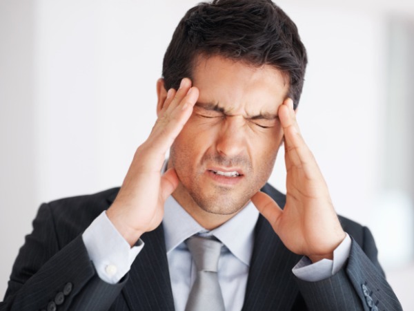 5 Cara Ampuh Mengatasi Migrain Saat Sedang Kerja